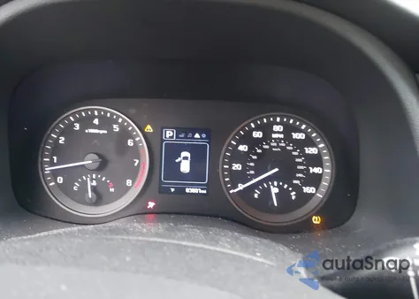 2018 Hyundai Tucson Sel z USA, uszkodzony, nr VIN KM8J3CA42JU705290